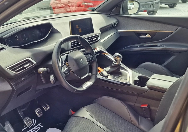 Peugeot 5008 cena 89900 przebieg: 129000, rok produkcji 2018 z Serock małe 232